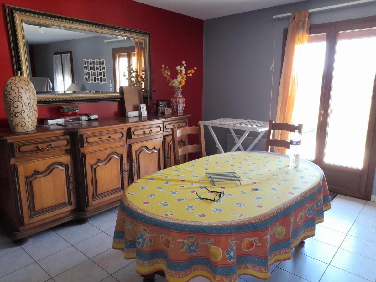 מונטמוריון La Belle Maisonette מראה חיצוני תמונה